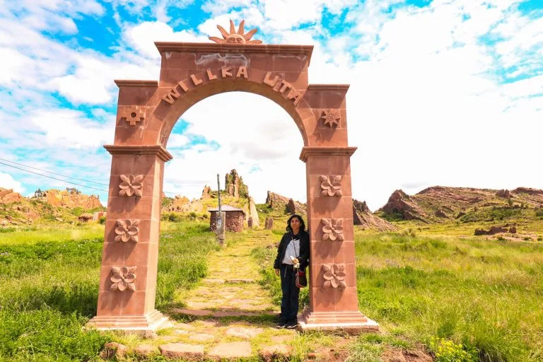 Inca Uyo – Molloco – Waru Warus – Aramu Muru (½ Día)