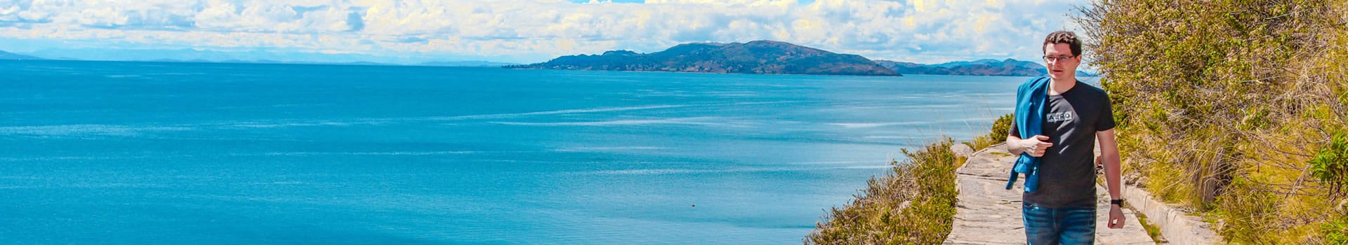 Tour a las islas de Uros y Taquile Fullday en Lancha Rapida.